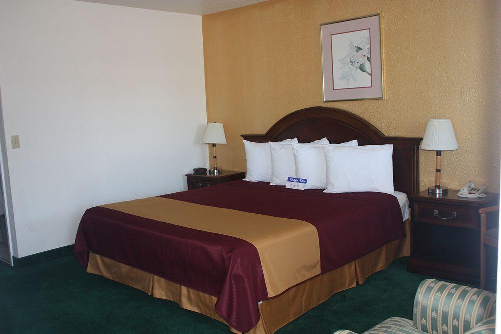 Value Inn & Suites 레딩 외부 사진