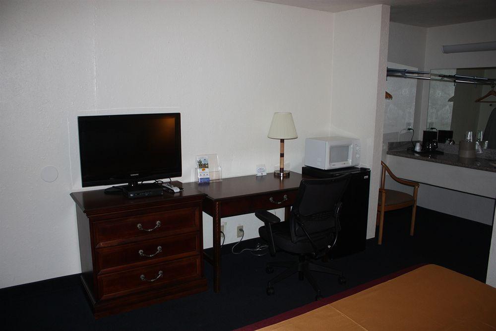 Value Inn & Suites 레딩 외부 사진