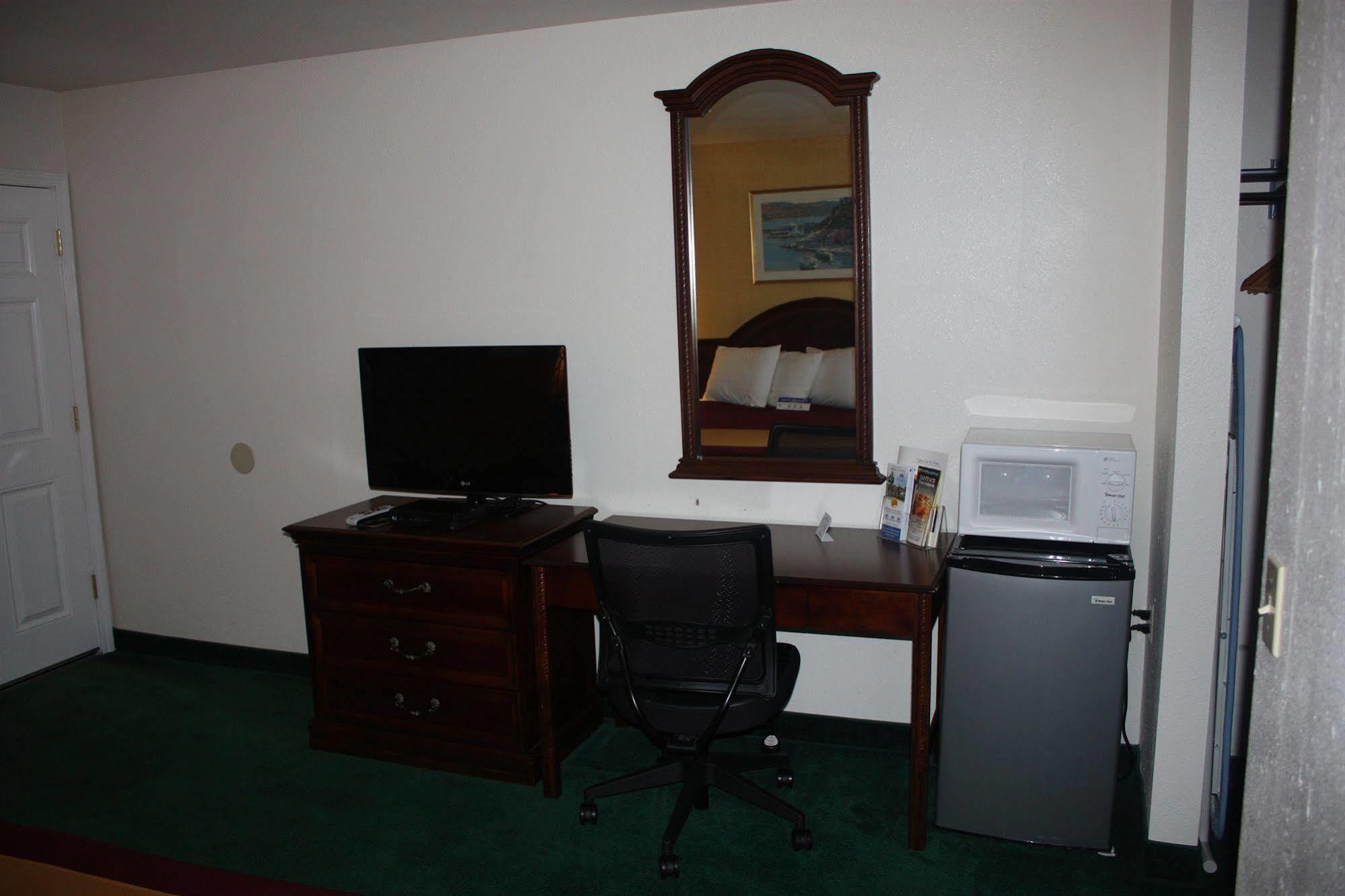 Value Inn & Suites 레딩 외부 사진